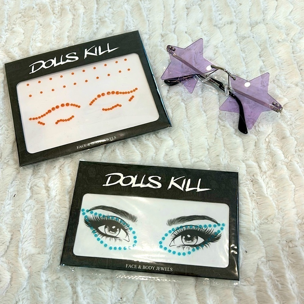 Brand New Dolls Kill Rock Star Baddies purple Star sunglasses and 2 pk fave gems